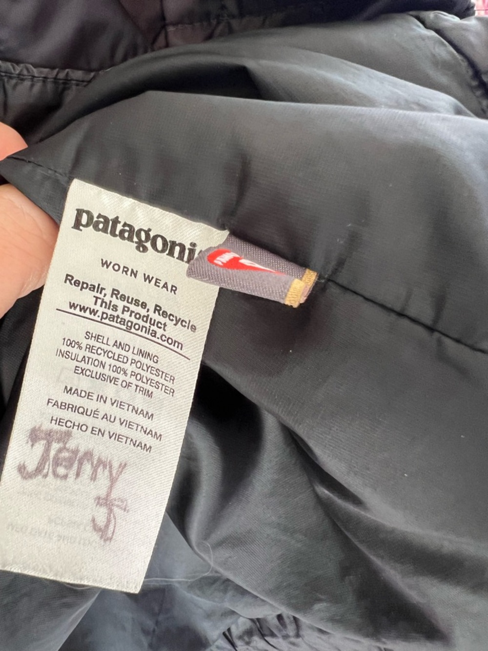 Patagonia Men's Nano Puff® Jacket (Worn Well) - Picture 8 of 8